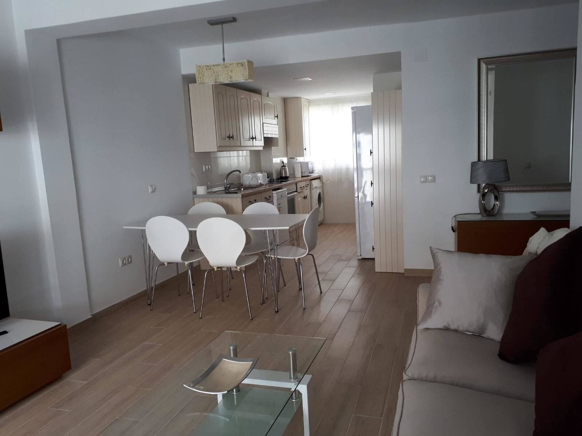 Apartment With 3 Bedrooms In Fuengirola, With Furnished Terrace - 10 M ภายนอก รูปภาพ